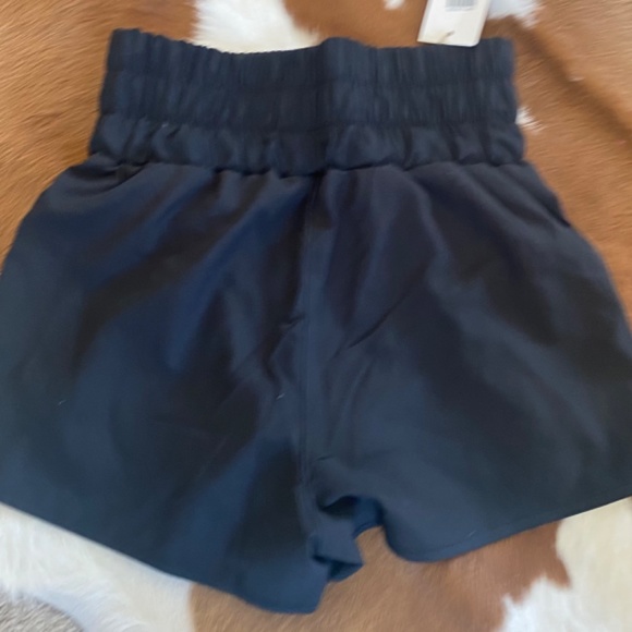 New in shorts - Picture 4 of 4